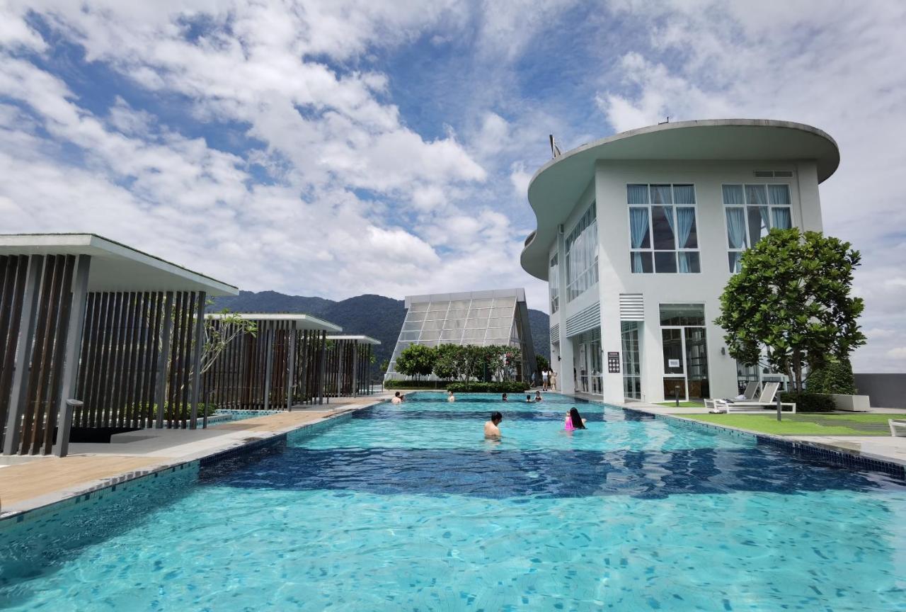 Windmill Upon Hills Luxurious Sky Villa 360 Sky Pool Heated Pool Mountainous Genting View Genting Highland By Heritage Genting Highlands Eksteriør billede