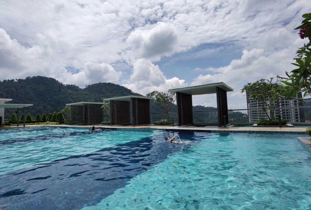 Windmill Upon Hills Luxurious Sky Villa 360 Sky Pool Heated Pool Mountainous Genting View Genting Highland By Heritage Genting Highlands Eksteriør billede